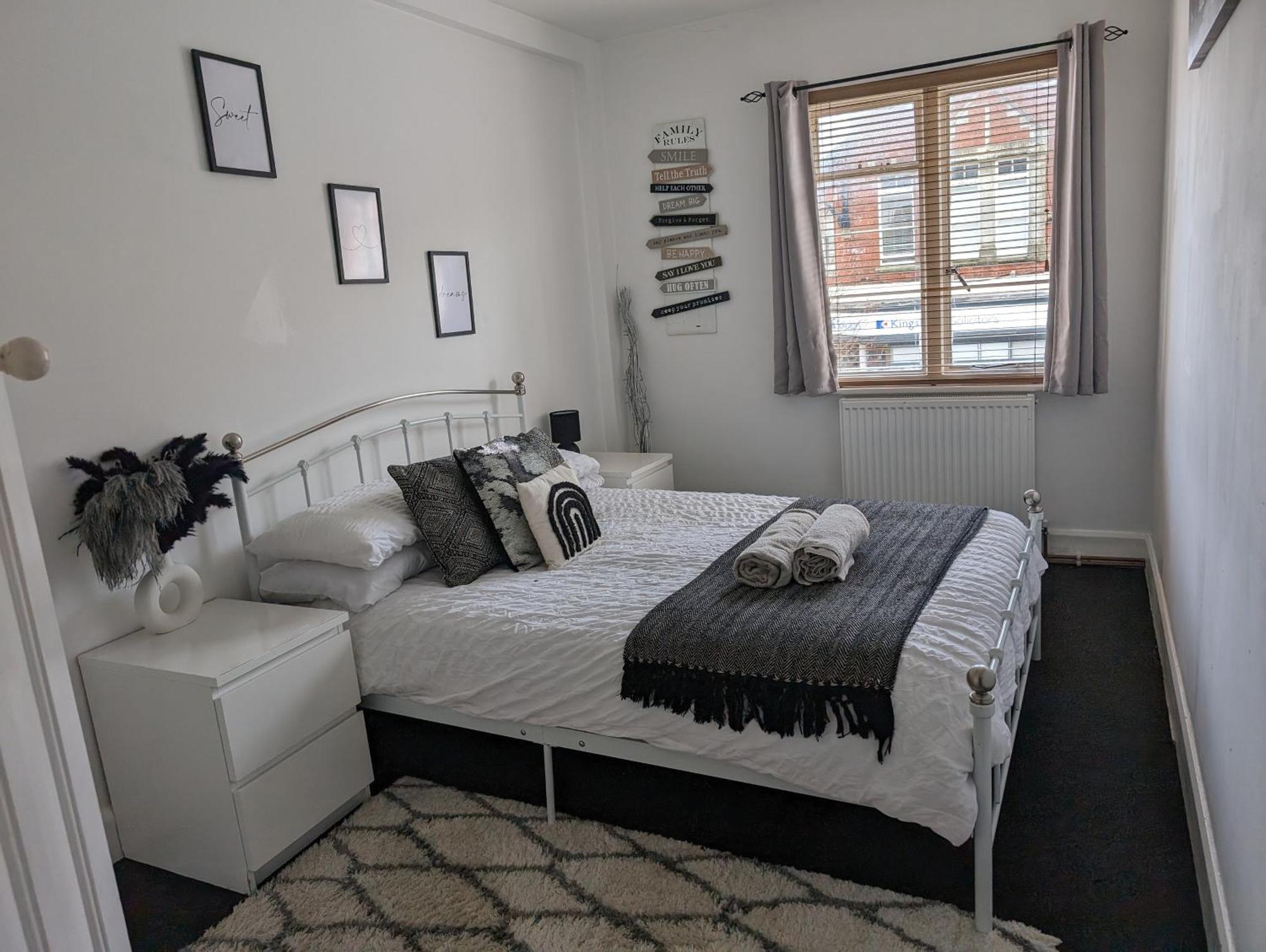 Twenty Four Apartment Hythe  Exterior photo